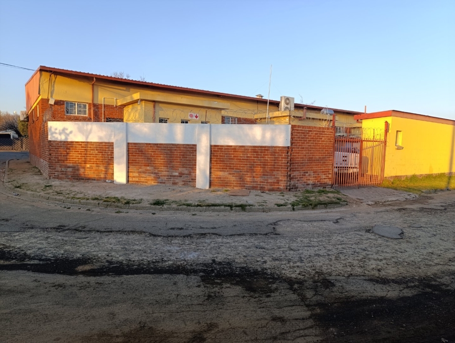 To Let commercial Property for Rent in Gardeniapark Free State